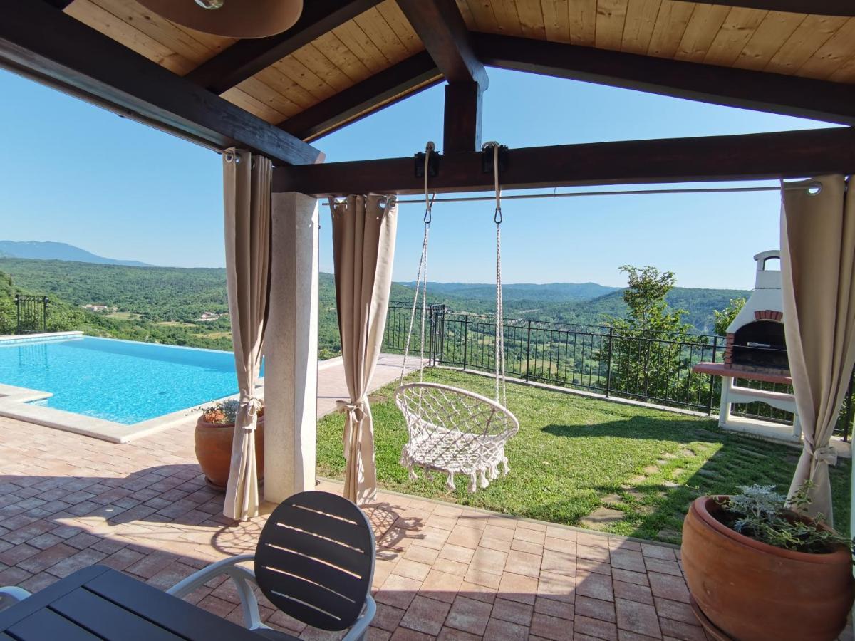 Home Andrea With Infinity Salty Pool Roč Exteriör bild
